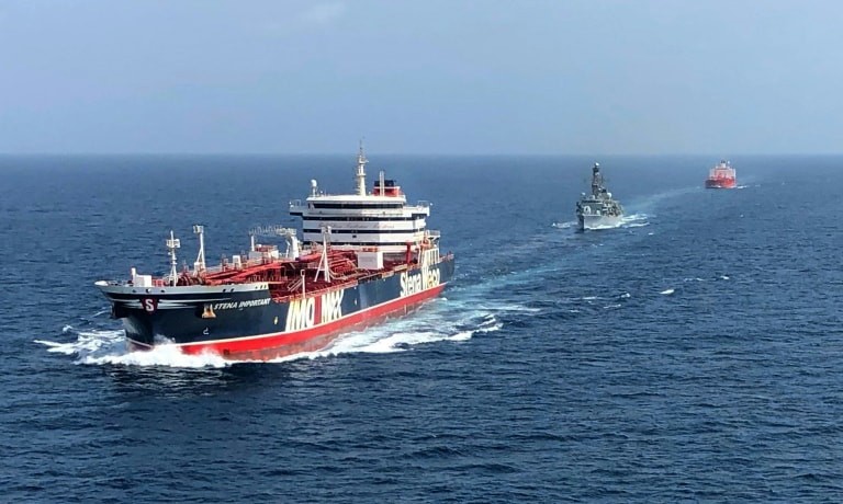 Iran Sita Kapal Tanker Asing