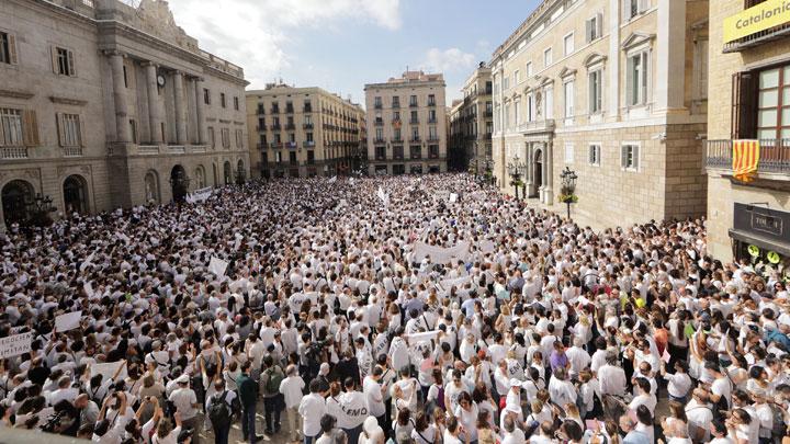 Ratusan Pengunjuk Rasa di Spanyol Alami Luka-luka
