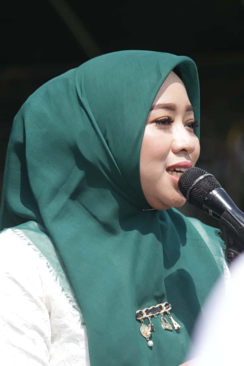 Hadiri Apel 1000 Santri, Ratna Juwita Ajak Santri Peduli Lingkungan