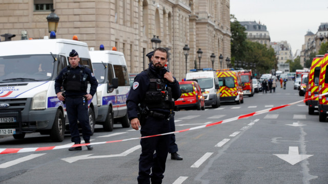 Tersangka Pelaku Penikaman di Paris Diduga Terlibat Gerakan Salafi