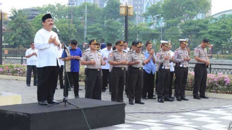 Pesan Ulama Pada Polisi, Jangan Memukul Tapi Merangkul