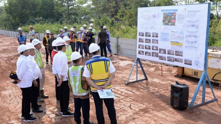 Tahap Pertama Proyek, Jokowi Tinjau Jalan Akses Pelabuhan Patimban