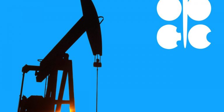 OPEC dan Rusia Akan Memperpanjang Pengurangan Produksi Minyak