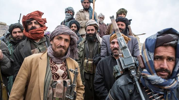 Afghanistan Bebaskan Tiga Tahanan Taliban