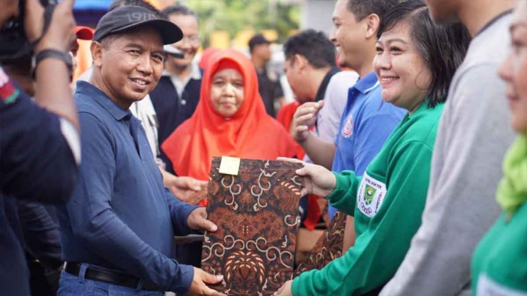 Hari Bakti Dokter Indonesia, IDI Gorontalo Gelar Jalan Sehat