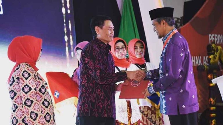 Pekanbaru Raih Penghargaan Kota Peduli HAM