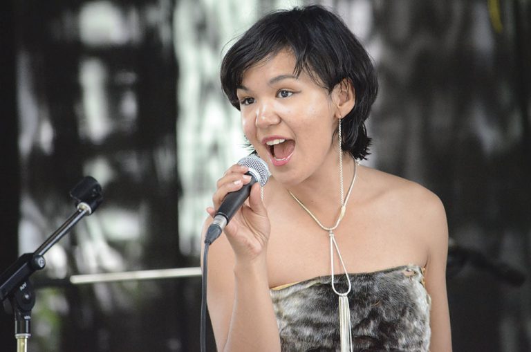 Penyanyi Pop dan Penulis Lagu, Kelly Fraser Meninggal