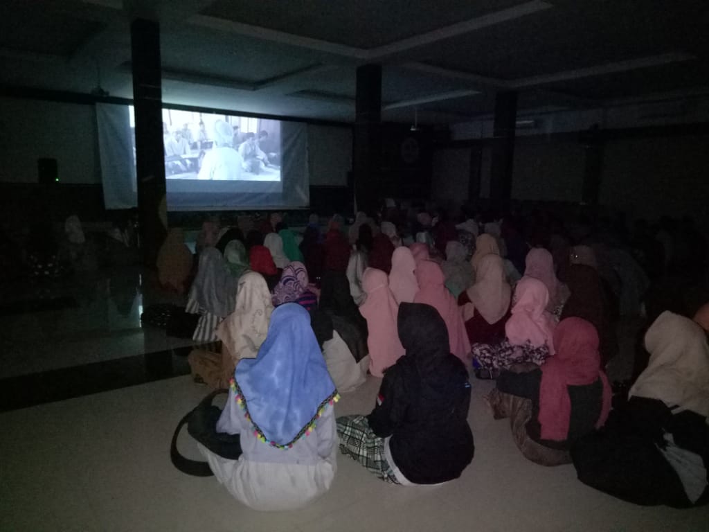 Film 'Jejak Langkah 2 Ulama' Diputar Di Kampus IAIQ Bungah Gresik