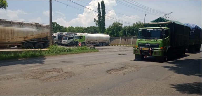 Respon Cepat Kerusakan Jalan di Tuban