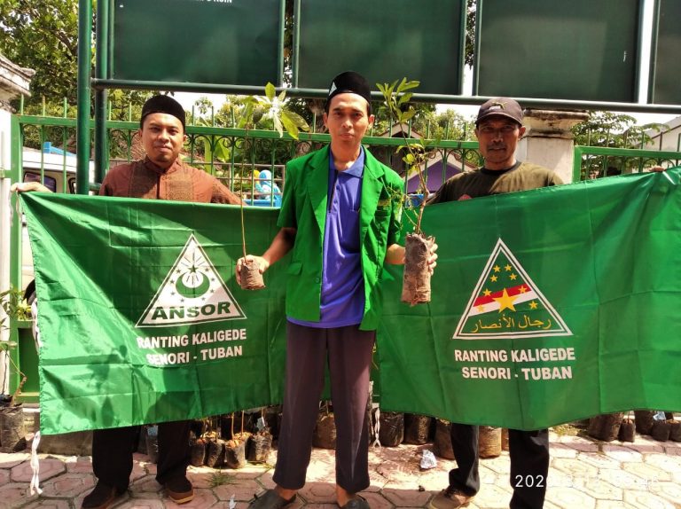 Peringati Harlah NU Ke-97, PAC GP Ansor Senori Tanan 1000 Pohon