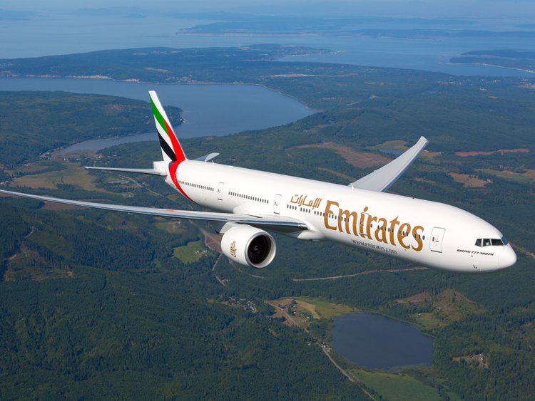 Maskapai Emirates Hentikan Penerbangan Seluruh Dunia