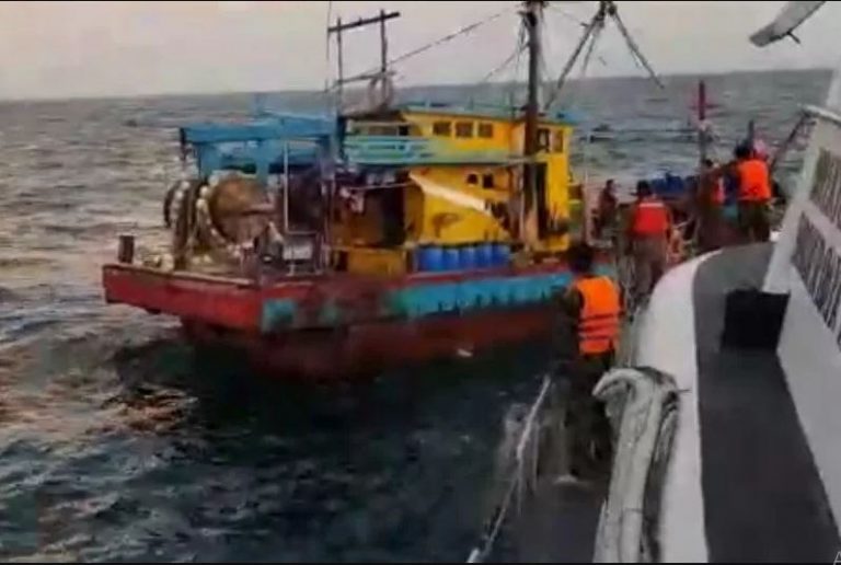 KKP Kembali Menangkap Kapal Asing Ilegal di Selat Malaka