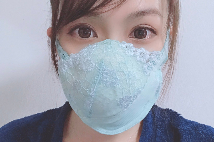 Masker Bra Benar-Benar Diproduksi Massal untuk Hadapi Virus Korona