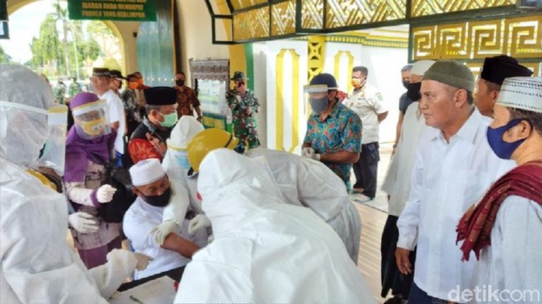 Takmir Masjid Bubarkan Rapid Test yang Digelar Bupati Sumenep