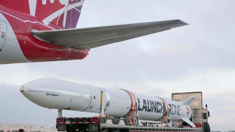 Virgin Orbit Gagal Lakukan Uji Coba Peluncuran Roket Udara