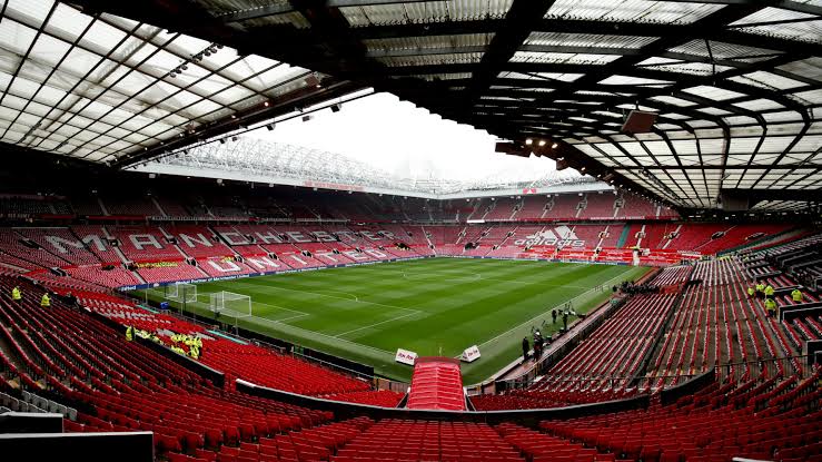 Jika Premier League Dilanjut, Manchester United Siap Kosongkan Old Trafford