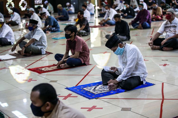 Berita Baru, Salat Jumat