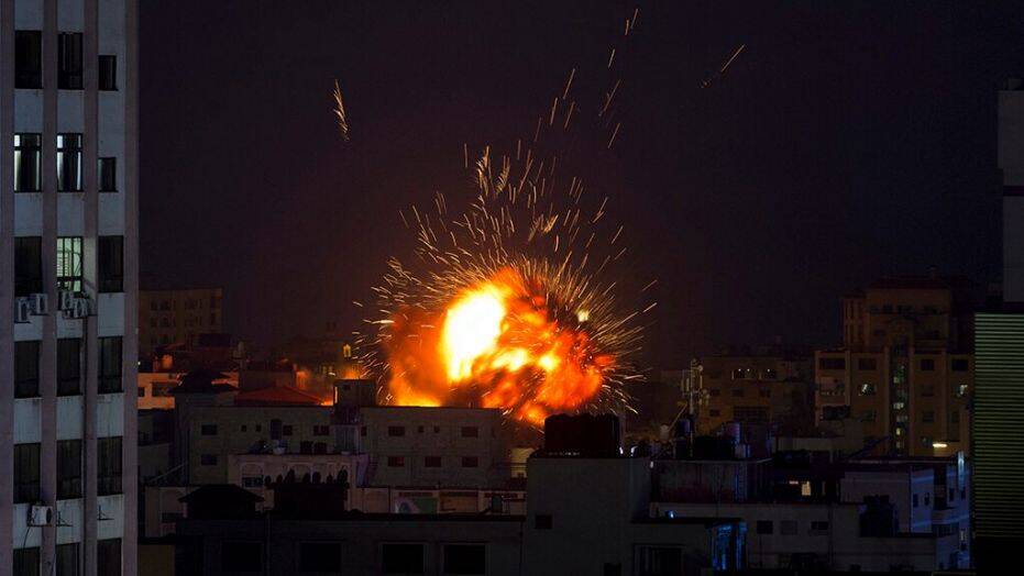 Israel Serang Markas Hamas di Jalur Gaza