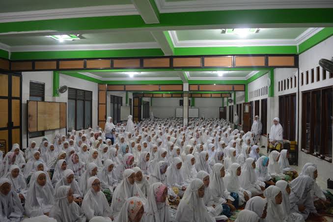 Pemerintah Siapkan Dana Rp2,36 Triliun Untuk Pesantren