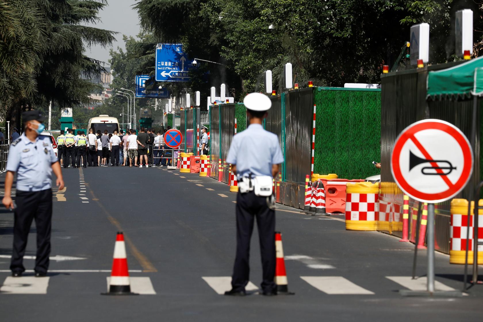 China Ambil Alih Kedubes AS di Chengdu