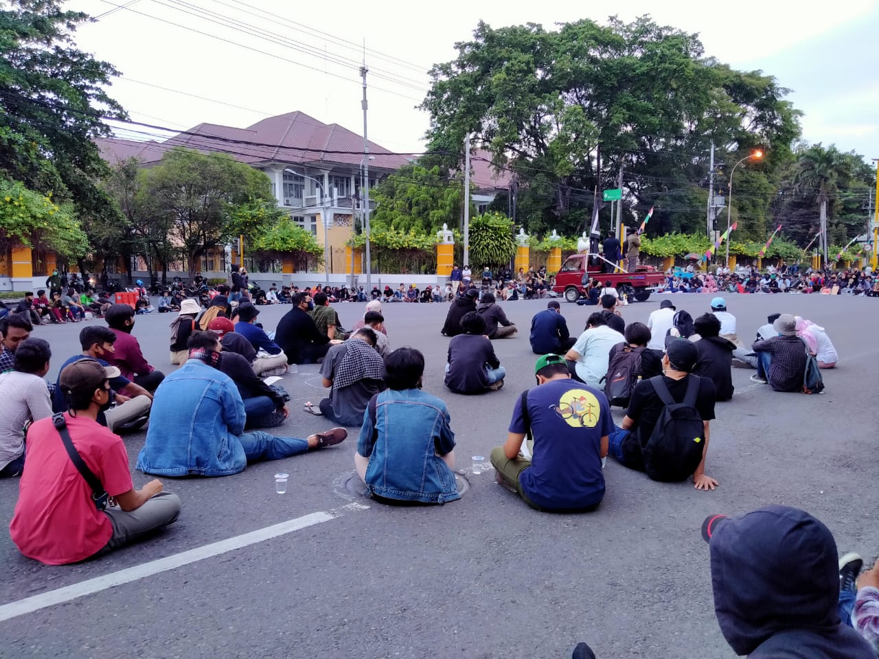 Mahasiswa dan Buruh di Yogyakarta Gelar Aksi Tolak RUU Ciptaker