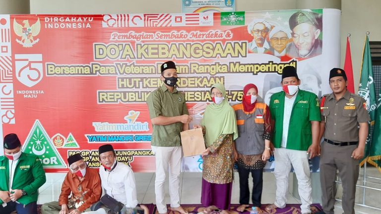 Apresiasi Jasa Pahlawan, Ansor di Gresik dan KPJ Serahkan Bantuan kepada Legiun Veteran