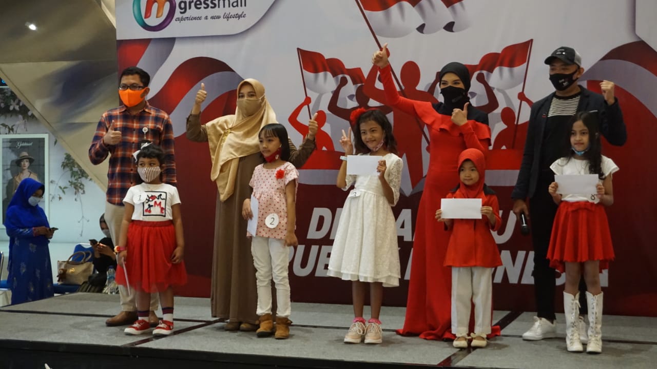 Usung Tema Semangat Kemederkaan, Gressmall Gresik Adakan Lomba Karaoke anak