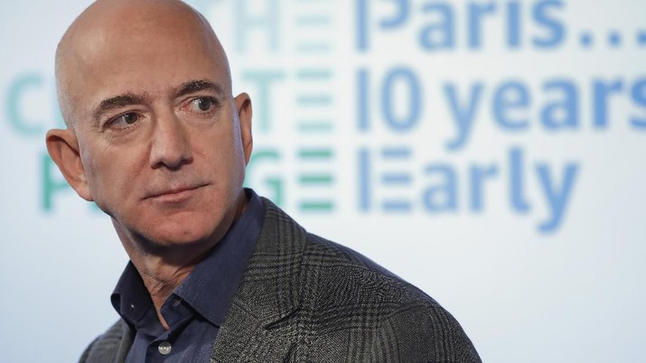 CEO Amazon, Jeff Bezoz Jual Sahamnya Seniali 104 T