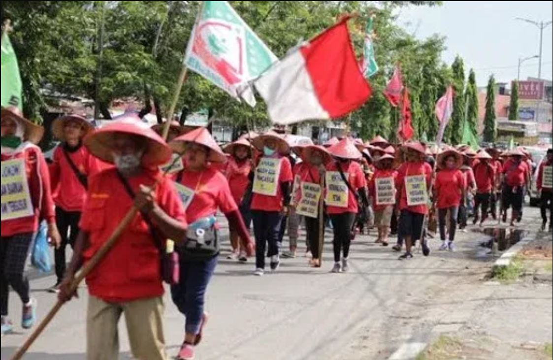 Aksi Jalan Kaki Petani Deli Serdang tidak Mendapat Empati Negara