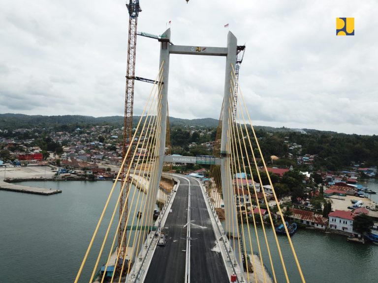 Jembatan Teluk Kendari Sudah Masuk Tahap Penyelesaian