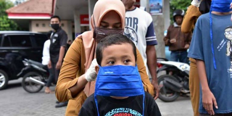 Edukasi Penggunaan Masker, NU Gerakkan Muslimat dan Fatayat