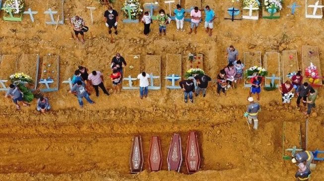 Terburuk Kedua Setelah AS, Brasil Menunjukkan Tanda-tanda Covid-19 Melandai