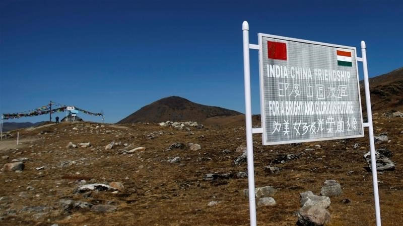 Perbatasan India China