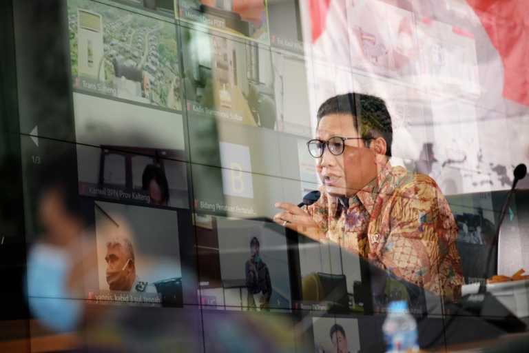 SHM Belum Terbit, Gus Menteri: Menyulitkan Transmigran Kembangkan Ekonomi