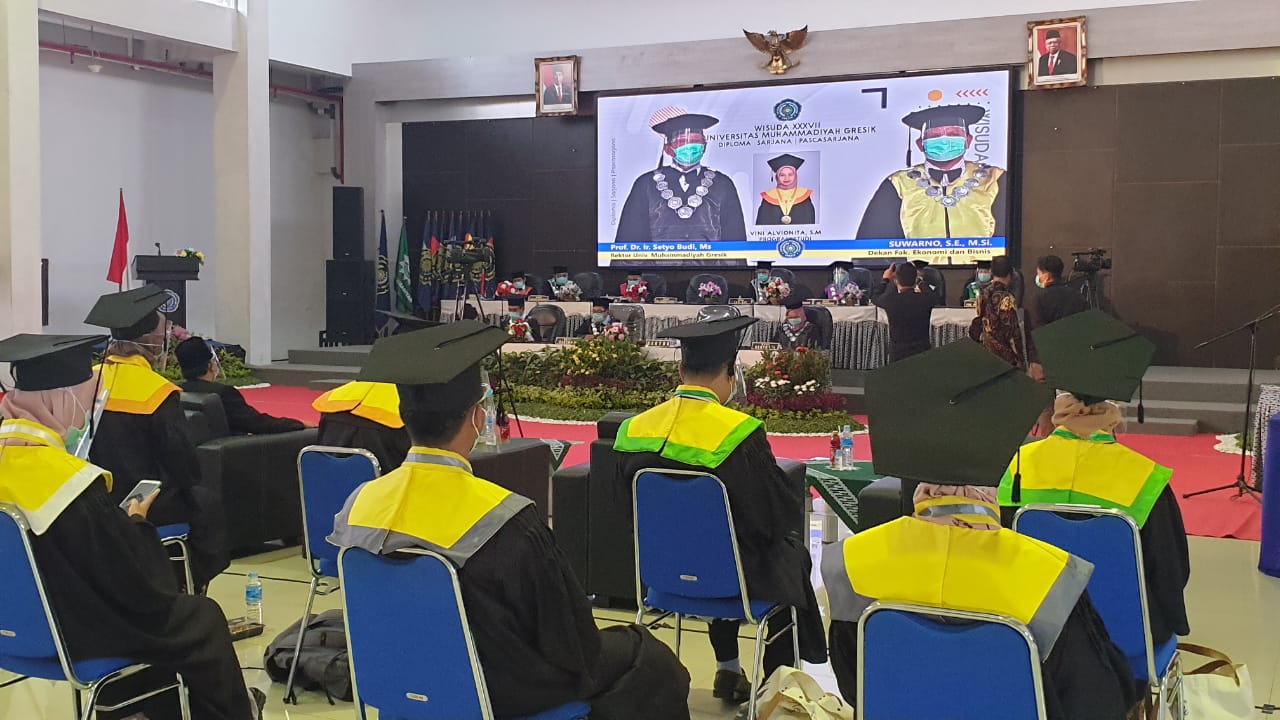 Perdana, Ratusan Wisudawan UMG Diwisuda Virtual