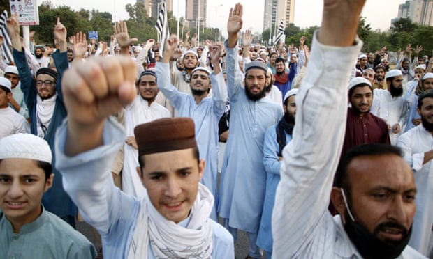 Ledakan Protes Anti Prancis Terjadi di Seluruh Negara Islam di Dunia