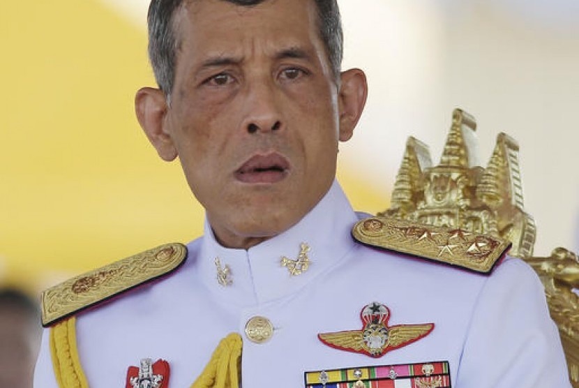 Pengunjuk Rasa Thailand Desak Jerman Usir Pulang Raja Maha Vajiralongkorn