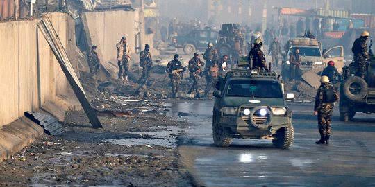 18 Orang Meninggal Akibat Serangan Bom Bunuh Diri ISIS di Afghanistan