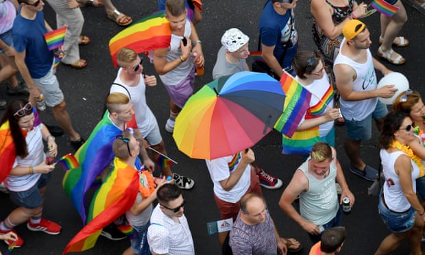 Pemerintah Hungaria Gagas Referensi Gender di Konstitusi, Hak LGBT Kian Terjepit