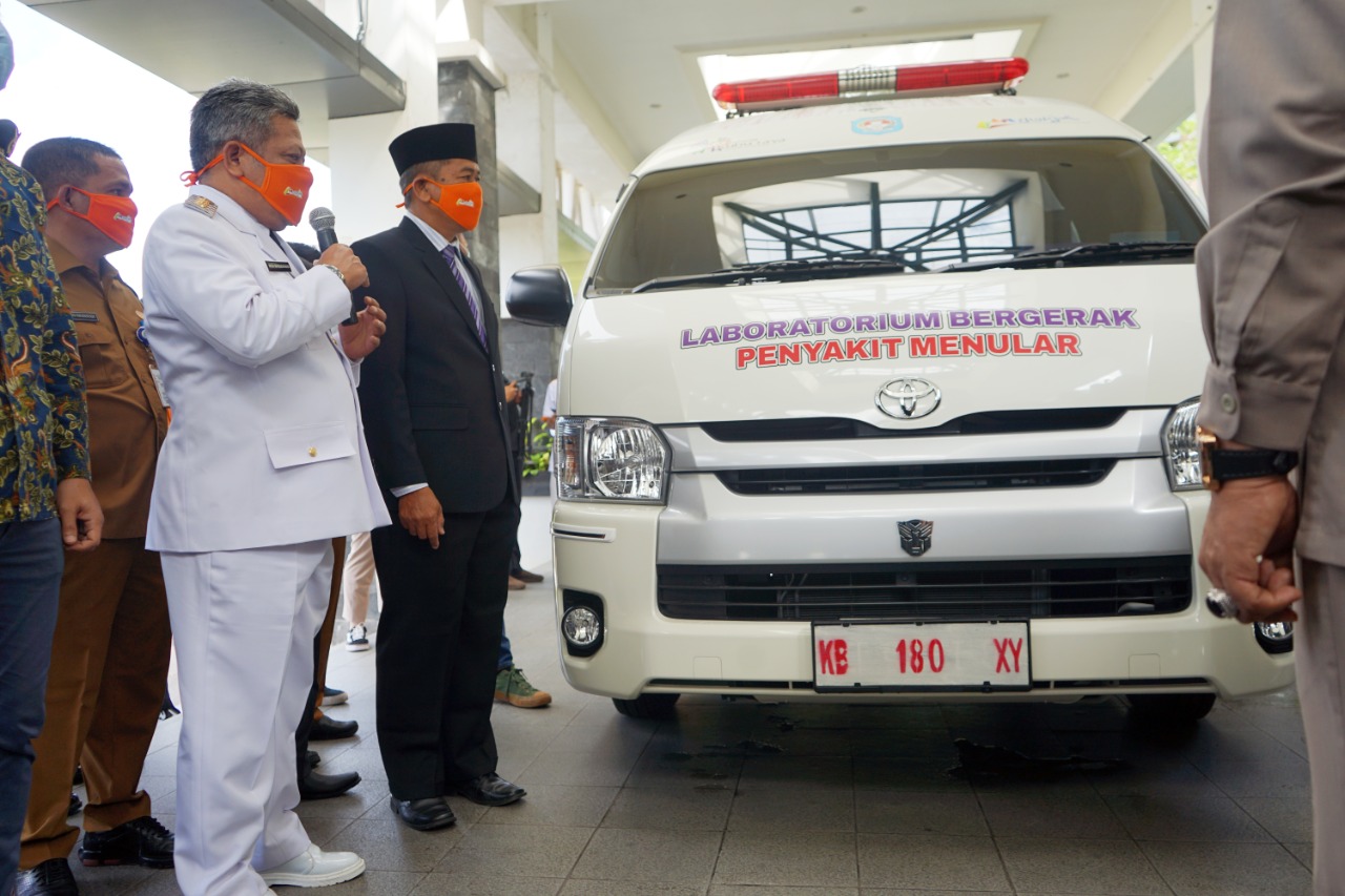 Kubu Raya Operasikan Mobil PCR Swab