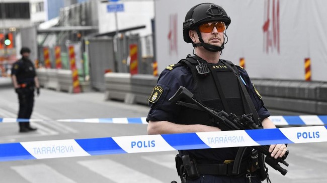Usai Terorisme di Wina, Pimpinan Demokrat Swedia Serukan Penutupan Masjid dan Pencabutan Kewarganegaraan