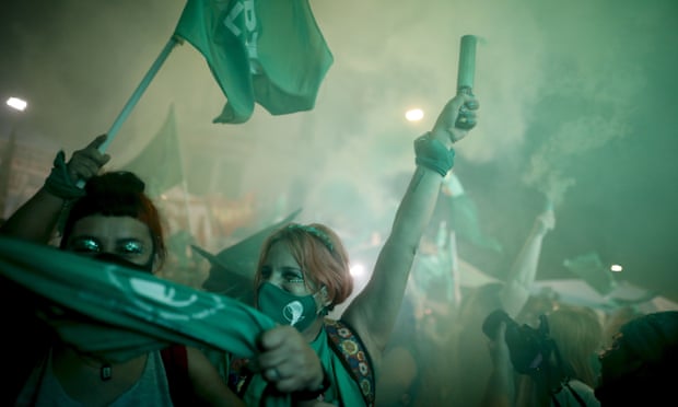 Aborsi Legal, Aktivis Perempuan Argentina Pawai Merayakan Kemenangan