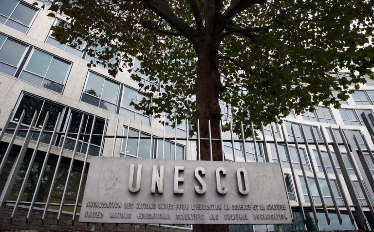 UNESCO Tetapkan "Pantun" Sebagai Warisan Budaya Indonesia-Malaysia