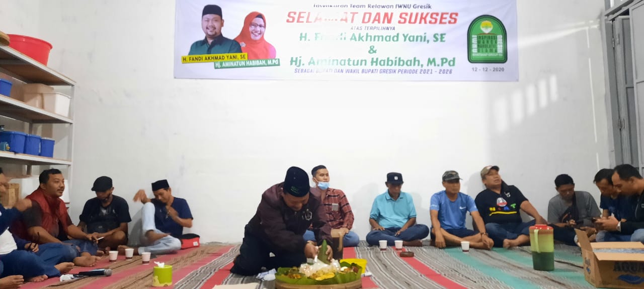 Syukuran Kemenangan Gus Yani-Bu Min, IWNU Gelar Potong Tumpeng