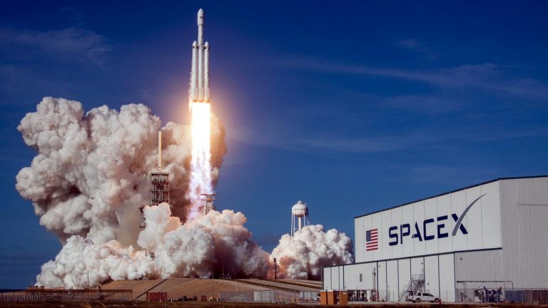 Prototipe Roket SpaceX, Pesawat Pengangkut Manusia ke Luar Angkasa Meledak
