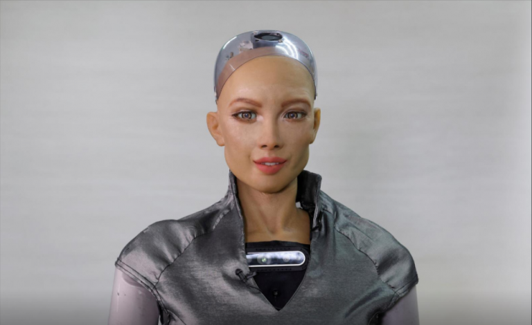 Robot Sophia Akan Diluncurkan Massal Saat Pandemi