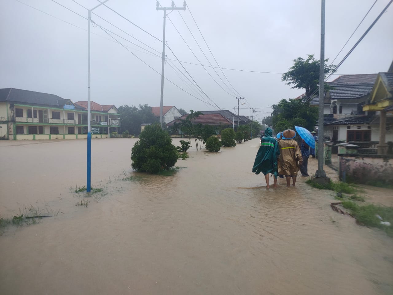 BPBD dan Bappeda Gresik Didesak Turun Tangani Banjir Bawean