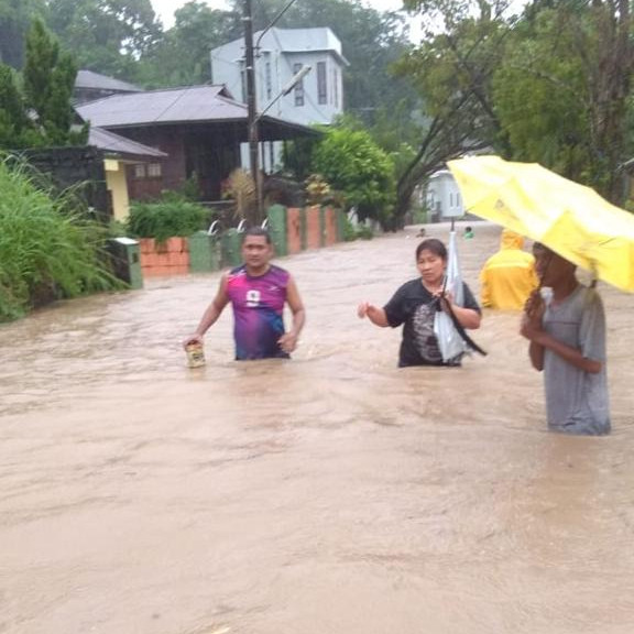 Banjir dan Longsor di Manado: 5 Orang Meninggal