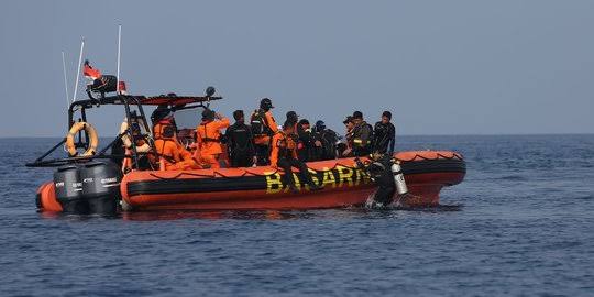 Pencarian Sriwijaya Air Diperluas Hingga Pantai dan Darat