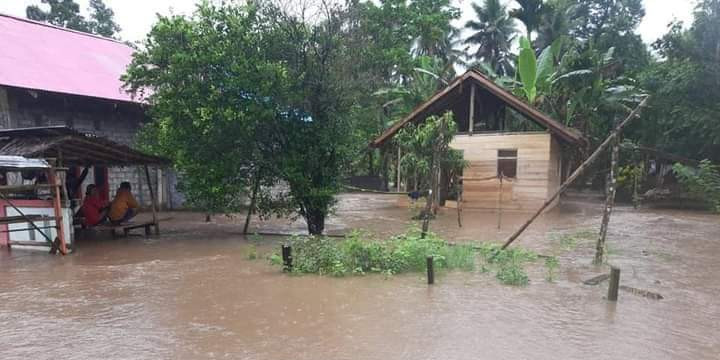 Kabupaten Halmahera Utara Dilanda Banjir, 1.801 Jiwa Mengungsi